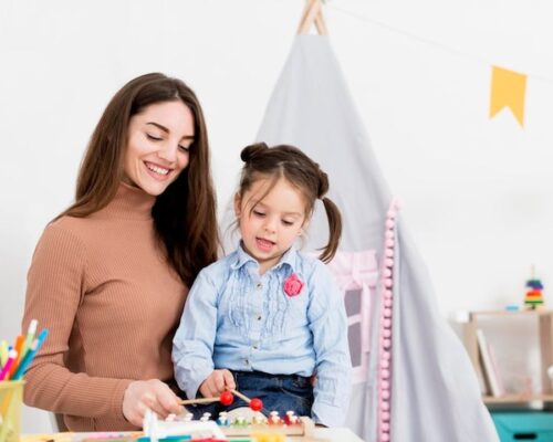 Montessori Eğitici Eğitimi Sertifikası